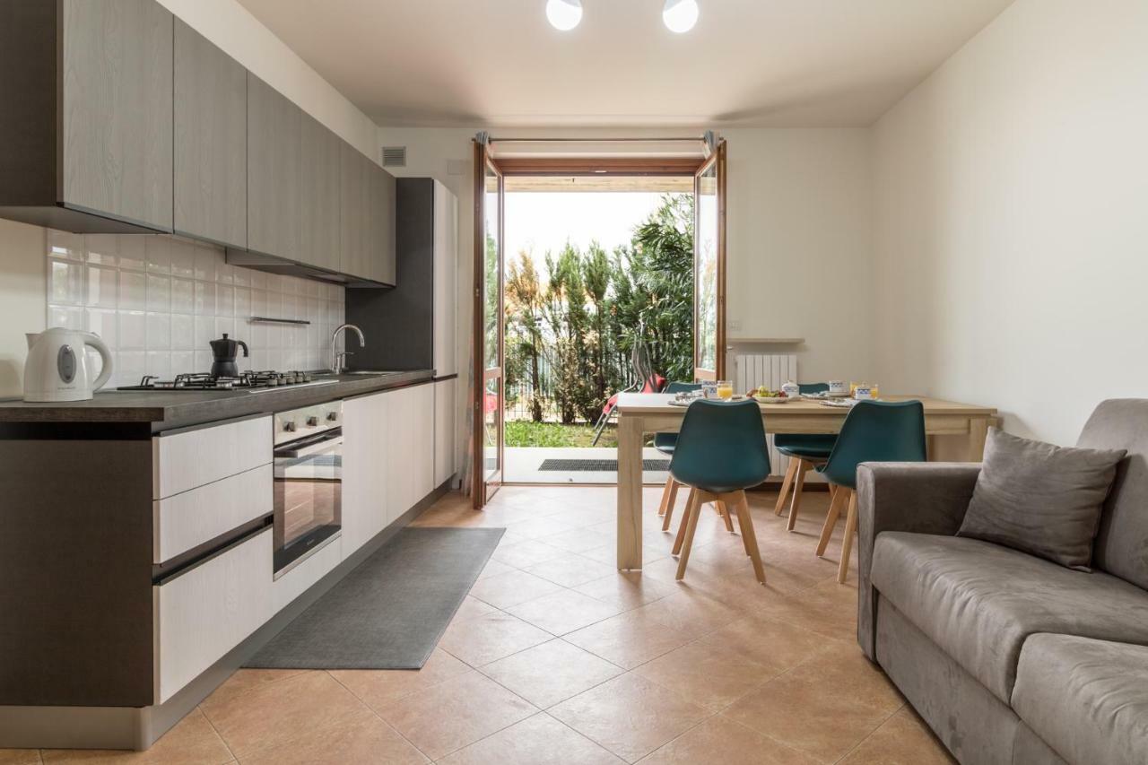 Ferienwohnung A Casa Di Laura With Pool And Free Bikes Ronchi  Exterior foto